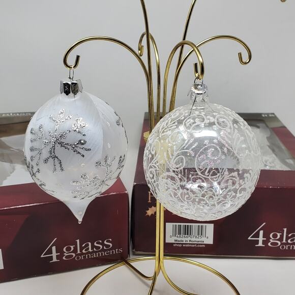 Holiday Time Glass and Glitter Lot of 8 Large 3" round Ornaments In Original Box - Picture 4 of 4